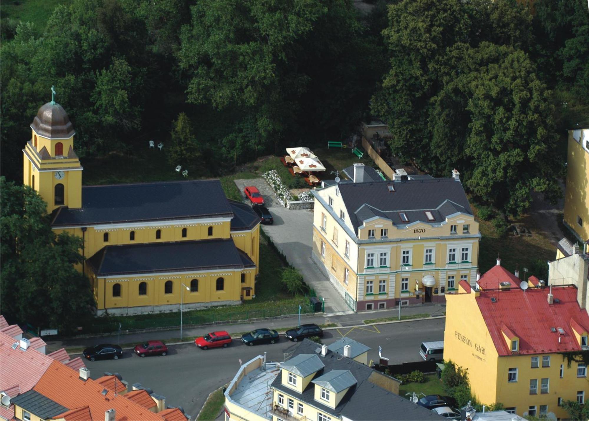 Pension Abbazia Františkovy Lázně エクステリア 写真