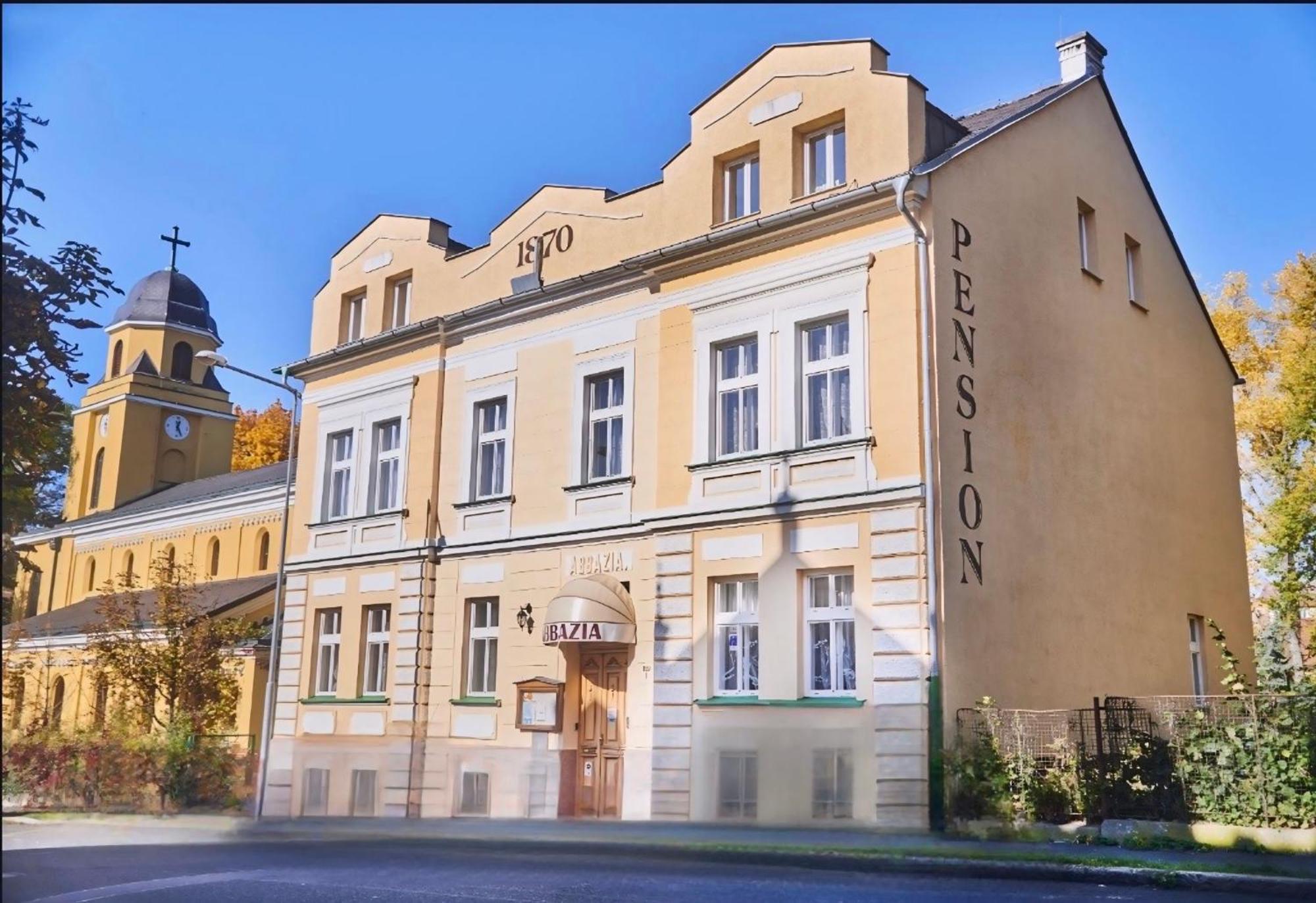 Pension Abbazia Františkovy Lázně エクステリア 写真