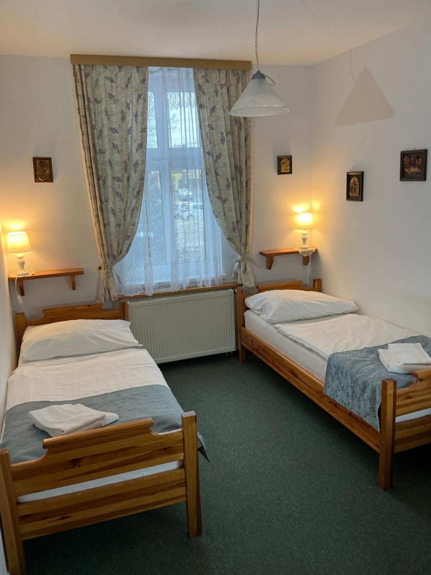 Pension Abbazia Františkovy Lázně エクステリア 写真