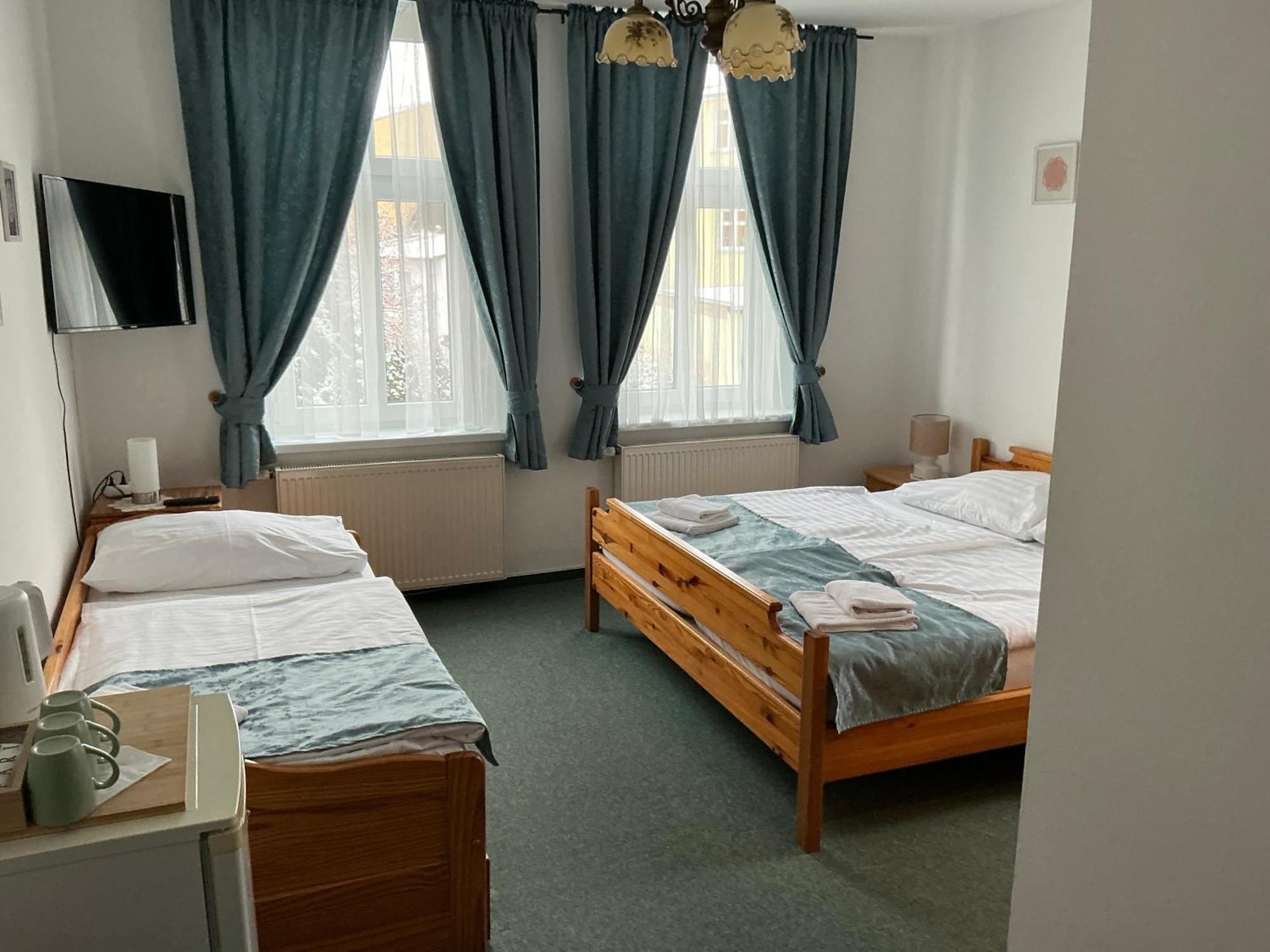 Pension Abbazia Františkovy Lázně エクステリア 写真