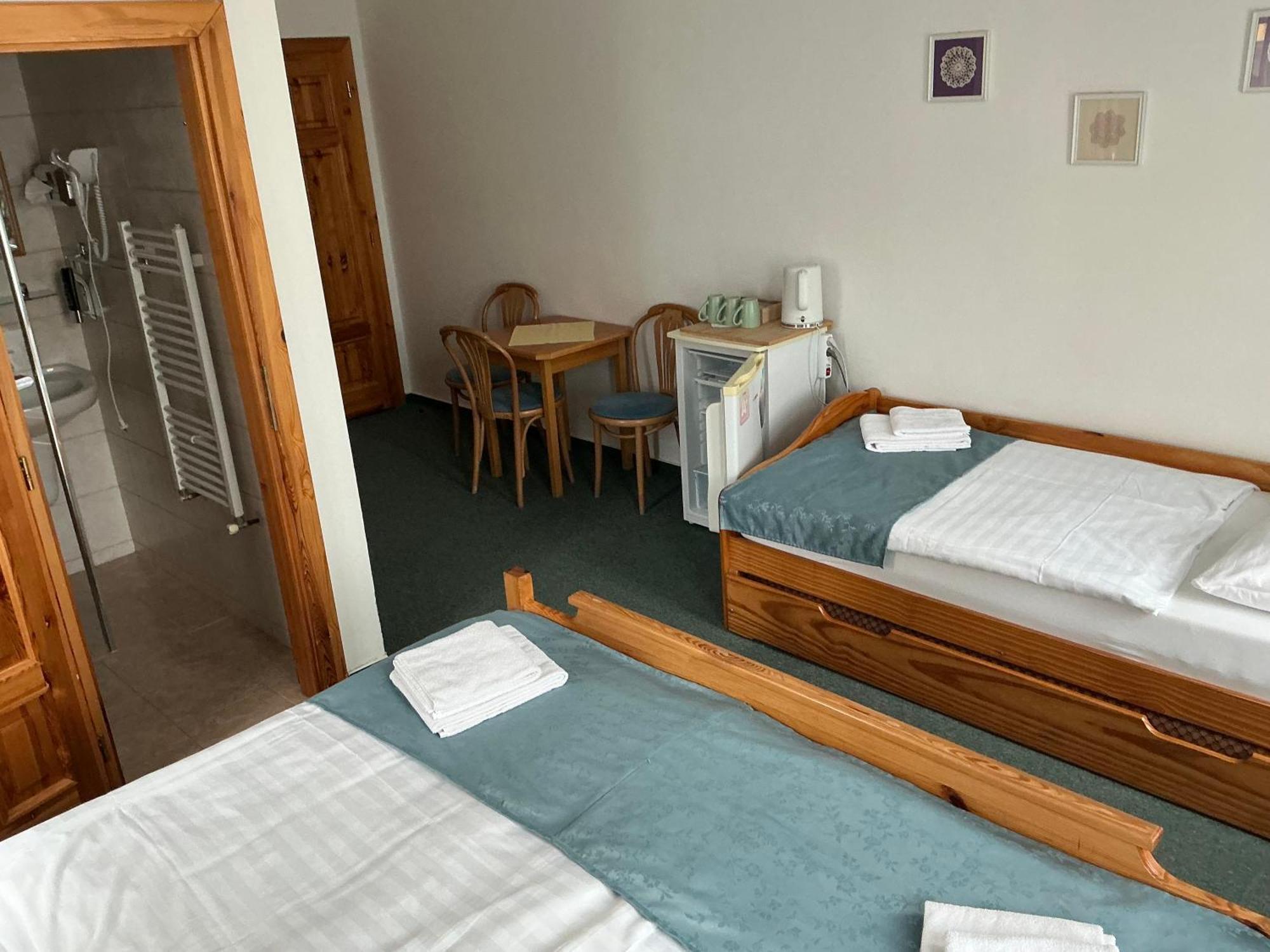 Pension Abbazia Františkovy Lázně エクステリア 写真